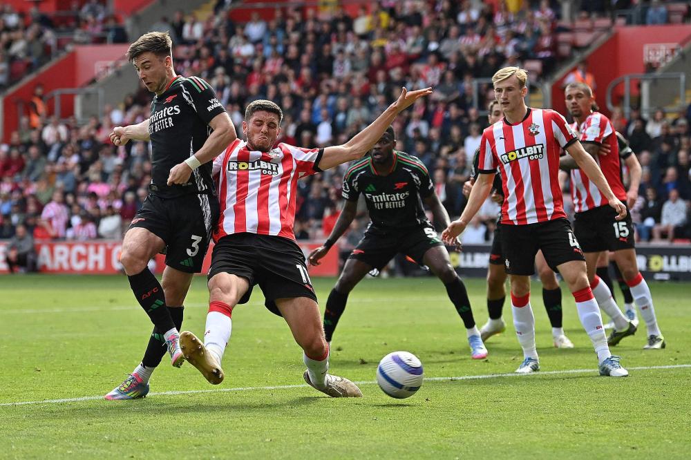 足球联赛赛季关键球员表现排行榜